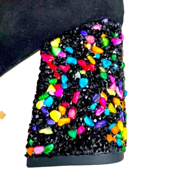 Sold! NIB Betsey Johnson Riverr Black Pointy Crystal Embellished Boots 8.5 - Picture 4 of 11